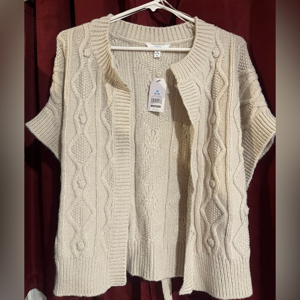 TIME and TRU Tie Front Cardigan
NWT Size 8-10